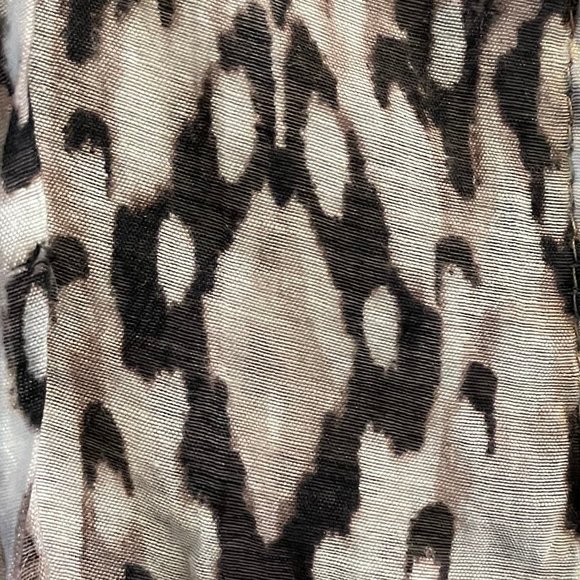 Ruby RD. 3/4 sleeve button down sheer top PL - Picture 4 of 4